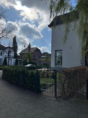 Luxe Kamer In Stadsvilla, Gratis Parkeren! Apeldoorn Exterior photo